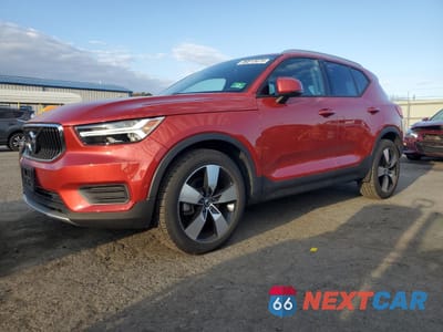 2019 VOLVO XC40 T5 MOMENTUM YV4162UK0K2060472 - główne zdjęcie licytacji z USA - miniatura