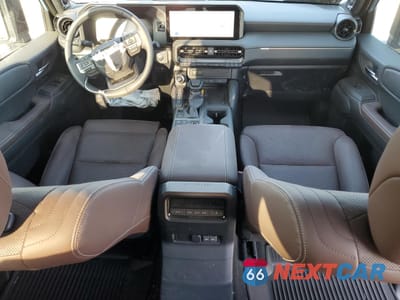 Zdjęcie 8 z 15 samochodu: 2025 TOYOTA LAND CRUISER BASE VIN:JTEABFAJ5SK019543 - miniatura