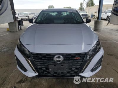 Piąte zdjęcie samochodu w środku: 2025 NISSAN ALTIMA SR VIN:1N4BL4CV1SN358217 - miniatura