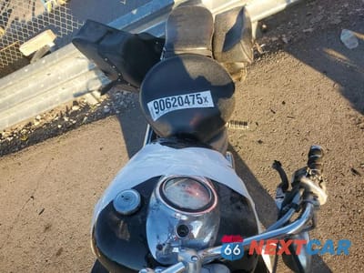 Piąte zdjęcie samochodu w środku: 2003 YAMAHA XVS1100 A VIN:JYAVP11E23A044562 - miniatura