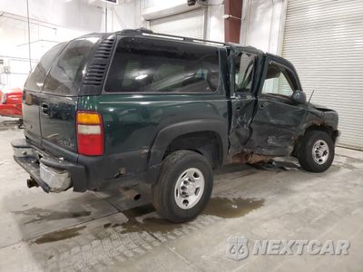 Trzecie zdjęcie samochodu z tyłu: 2001 CHEVROLET SUBURBAN K2500 VIN:3GNGK26U81G225205 - miniatura