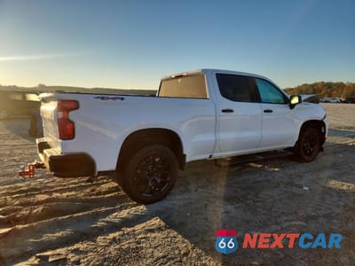 Trzecie zdjęcie samochodu z tyłu: 2022 CHEVROLET SILVERADO K1500 VIN:3GCUDAED1NG579994 - miniatura