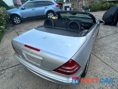 Zdjęcie 6 z 10 samochodu: 2001 MERCEDES-BENZ SLK 230 KOMPRESSOR VIN:WDBKK49F31F234132 - miniatura