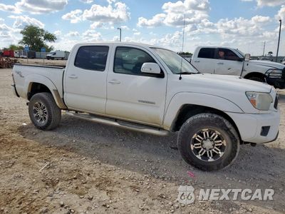Czwarte zdjęcie samochodu z boku: 2012 TOYOTA TACOMA DOUBLE CAB PRERUNNER VIN:3TMJU4GN1CM130677 - miniatura