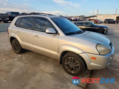 Czwarte zdjęcie samochodu z boku: 2007 HYUNDAI TUCSON SE VIN:KM8JN12D07U637397 - miniatura