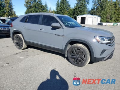 Czwarte zdjęcie samochodu z boku: 2020 VOLKSWAGEN ATLAS CROSS SPORT SE VIN:1V26C2CA5LC202562 - miniatura
