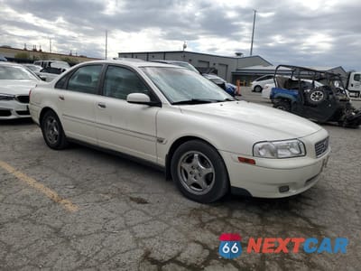 Czwarte zdjęcie samochodu z boku: 2005 VOLVO S80 2.5T VIN:YV1TS592851413787 - miniatura