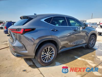 Trzecie zdjęcie samochodu z tyłu: 2025 LEXUS NX 250 PREMIUM VIN:2T2GDCAZXSC016129 - miniatura