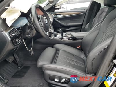 Zdjęcie 7 z 13 samochodu: 2022 BMW 530 I VIN:WBA53BH0XNWX41500 - miniatura