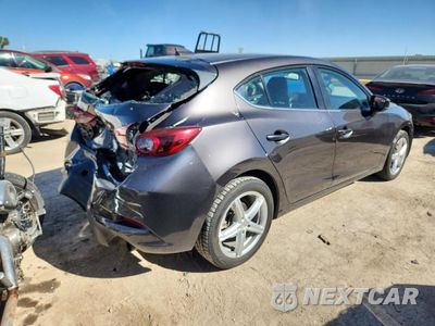 Trzecie zdjęcie samochodu z tyłu: 2017 MAZDA 3 GRAND TOURING VIN:3MZBN1M30HM129589 - miniatura