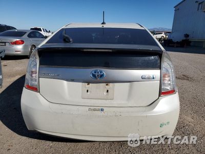 Zdjęcie 6 z 12 samochodu: 2012 TOYOTA PRIUS PLUG-IN VIN:JTDKN3DP8C3016842 - miniatura