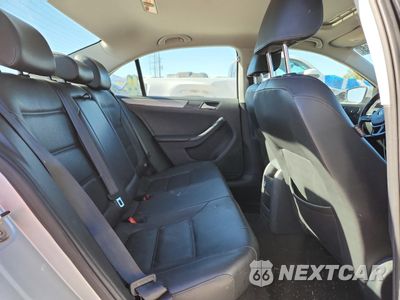 Zdjęcie 10 z 14 samochodu: 2016 VOLKSWAGEN JETTA SE VIN:3VWD67AJ0GM226785 - miniatura