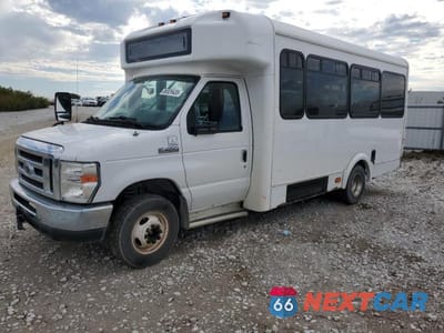2016 FORD ECONOLINE E450 SUPER DUTY CUTAWAY VAN 1FDFE4FS3GDC57941 - główne zdjęcie licytacji z USA - miniatura