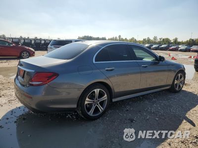 Trzecie zdjęcie samochodu z tyłu: 2018 MERCEDES-BENZ E 300 VIN:WDDZF4JB9JA360155 - miniatura