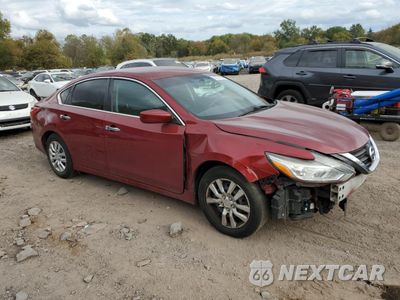 Czwarte zdjęcie samochodu z boku: 2017 NISSAN ALTIMA 2.5 VIN:1N4AL3AP1HC261694 - miniatura