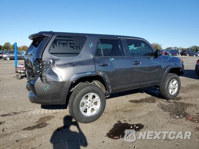 Trzecie zdjęcie samochodu z tyłu: 2016 TOYOTA 4RUNNER SR5/SR5 PREMIUM VIN:JTEBU5JR8G5344045 - miniatura