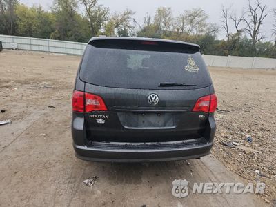 Zdjęcie 6 z 13 samochodu: 2011 VOLKSWAGEN ROUTAN SEL VIN:2V4RW5DG5BR804996 - miniatura