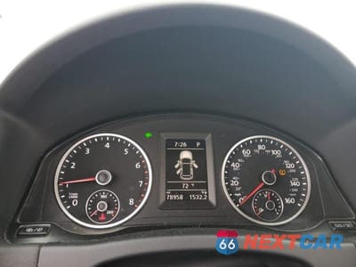 Zdjęcie 9 z 12 samochodu: 2017 VOLKSWAGEN TIGUAN S VIN:WVGAV7AX7HK054658 - miniatura