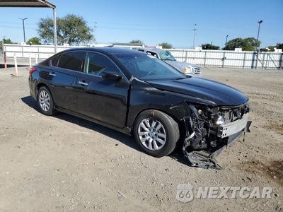 Czwarte zdjęcie samochodu z boku: 2016 NISSAN ALTIMA 2.5 VIN:1N4AL3AP4GN359377 - miniatura