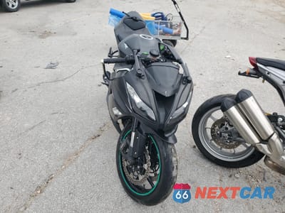 Drugie zdjęcie samochodu z przodu: 2015 KAWASAKI ZX636 E VIN:JKBZXJE1XFA015737 - miniatura