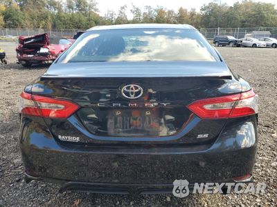 Zdjęcie 6 z 12 samochodu: 2018 TOYOTA CAMRY L VIN:4T1B11HK8JU095480 - miniatura