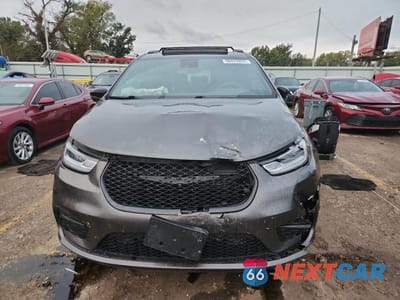 Piąte zdjęcie samochodu w środku: 2023 CHRYSLER PACIFICA LIMITED VIN:2C4RC3GGXPR570459 - miniatura