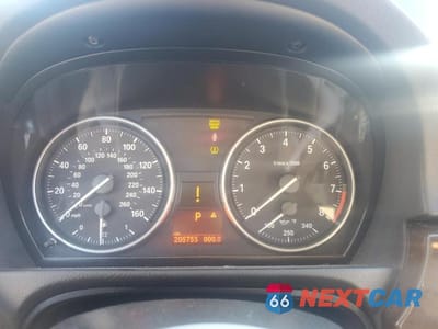 Zdjęcie 9 z 11 samochodu: 2010 BMW 328 I VIN:WBAWB3C54AP138904 - miniatura