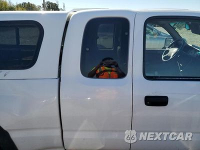 Zdjęcie 10 z 11 samochodu: 2001 TOYOTA TACOMA XTRACAB VIN:5TEWN72N81Z756724 - miniatura