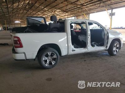 Trzecie zdjęcie samochodu z tyłu: 2024 RAM 1500 LARAMIE VIN:1C6RREJT8RN140128 - miniatura