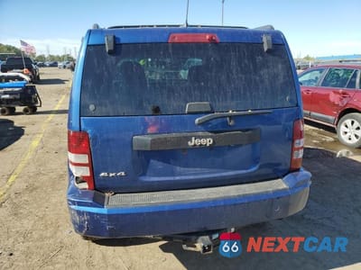 Zdjęcie 6 z 13 samochodu: 2010 JEEP LIBERTY SPORT VIN:1J4PN2GK3AW142449 - miniatura