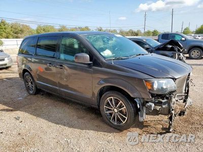 Czwarte zdjęcie samochodu z boku: 2019 DODGE GRAND CARAVAN SE VIN:2C4RDGBG5KR602688 - miniatura
