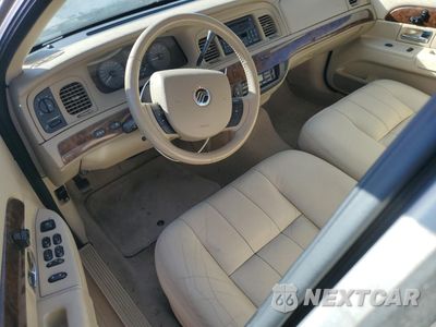 Zdjęcie 8 z 12 samochodu: 2008 MERCURY GRAND MARQUIS LS VIN:2MEFM75V68X620553 - miniatura