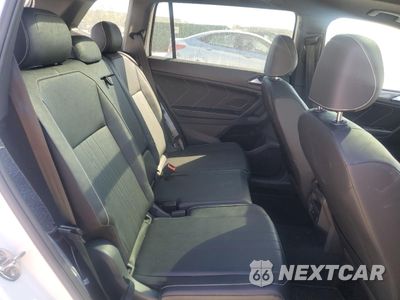 Zdjęcie 10 z 14 samochodu: 2024 VOLKSWAGEN TIGUAN SE R-LINE BLACK VIN:3VV8B7AX9RM180298 - miniatura