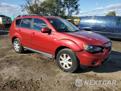 Czwarte zdjęcie samochodu z boku: 2012 MITSUBISHI OUTLANDER ES VIN:JA4AS2AW4CU005867 - miniatura