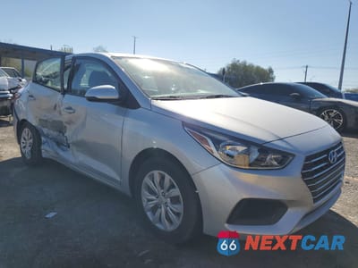 Czwarte zdjęcie samochodu z boku: 2022 HYUNDAI ACCENT SE VIN:3KPC24A68NE154925 - miniatura
