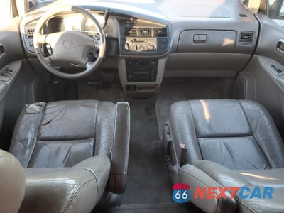 Zdjęcie 8 z 13 samochodu: 2000 TOYOTA SIENNA LE VIN:4T3ZF13C6YU279558 - miniatura