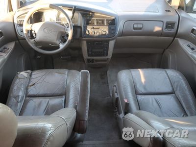 Zdjęcie 8 z 13 samochodu: 2000 TOYOTA SIENNA LE VIN:4T3ZF13C6YU279558 - miniatura