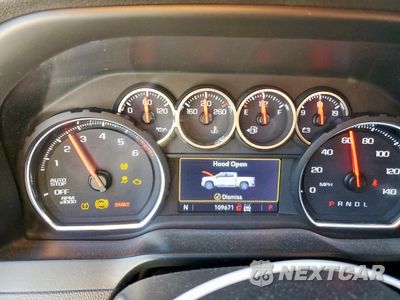 Zdjęcie 9 z 14 samochodu: 2019 CHEVROLET SILVERADO K1500 RST VIN:1GCUYEED3KZ122093 - miniatura