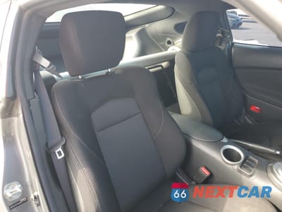 Zdjęcie 10 z 14 samochodu: 2016 NISSAN 370Z BASE VIN:JN1AZ4EH9GM937080 - miniatura