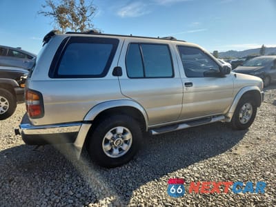 Trzecie zdjęcie samochodu z tyłu: 1999 NISSAN PATHFINDER LE VIN:JN8AR05Y2XW311160 - miniatura
