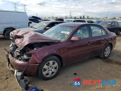 2010 HYUNDAI SONATA GLS 5NPET4AC6AH611944 - główne zdjęcie licytacji z USA - miniatura