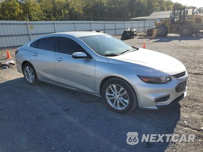 Czwarte zdjęcie samochodu z boku: 2017 CHEVROLET MALIBU LT VIN:1G1ZE5STXHF123819 - miniatura