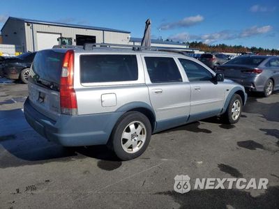 Trzecie zdjęcie samochodu z tyłu: 2004 VOLVO XC70 VIN:YV1SZ59H241131090 - miniatura