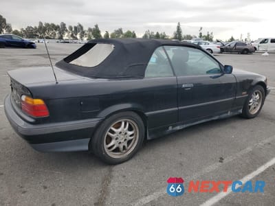 Trzecie zdjęcie samochodu z tyłu: 1995 BMW 325 IC AUTOMATIC VIN:WBABJ6328SJD44422 - miniatura