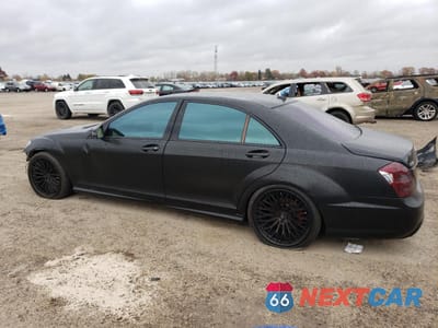 Drugie zdjęcie samochodu z przodu: 2010 MERCEDES-BENZ S 550 VIN:WDDNG7BB6AA311815 - miniatura