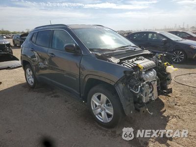 Czwarte zdjęcie samochodu z boku: 2022 JEEP COMPASS LATITUDE VIN:3C4NJDBB7NT154532 - miniatura