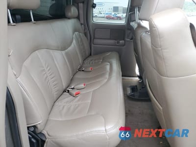 Zdjęcie 10 z 12 samochodu: 2001 GMC NEW SIERRA K1500 VIN:2GTEK19T911223999 - miniatura