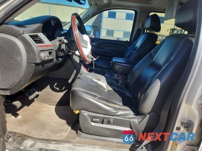 Zdjęcie 7 z 12 samochodu: 2008 CADILLAC ESCALADE LUXURY VIN:1GYEC63878R217774 - miniatura