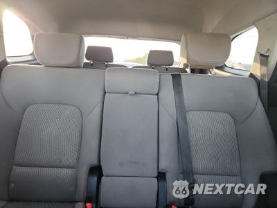 Zdjęcie 10 z 16 samochodu: 2018 HYUNDAI SANTA FE SE VIN:KM8SM4HF6JU261183 - miniatura