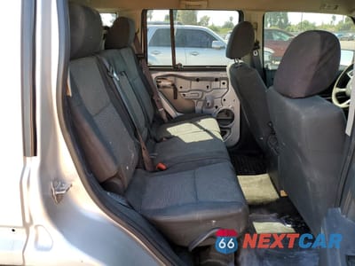 Zdjęcie 11 z 13 samochodu: 2009 JEEP COMMANDER SPORT VIN:1J8HH48K09C553275 - miniatura